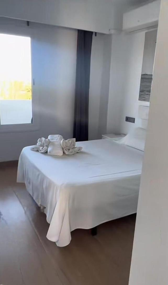 Bright Apartment In Puerto Alcudia Port d'Alcúdia Exteriér fotografie